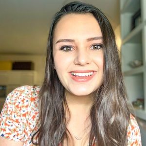 Meet your Posher, Cloe